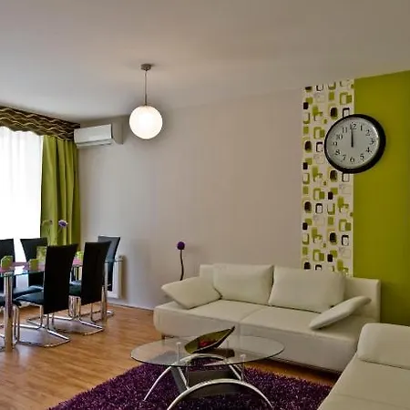 Corvin Lux Lejlighedshotel