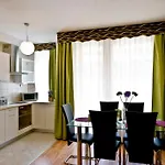 Lägenhetshotell Corvin Lux 4*