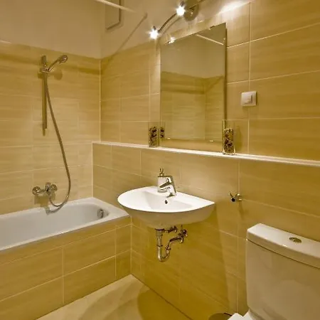 Corvin Lux Ξενοδοχείο με διαμερίσματα