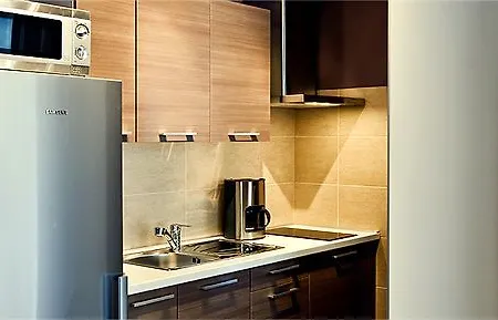 Ξενοδοχείο με διαμερίσματα Corvin Lux