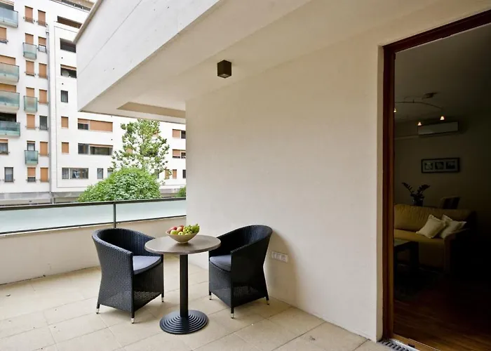 Hotel de apartamente Corvin Lux