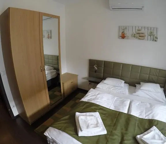 Hotel de apartamente Corvin Lux 4*