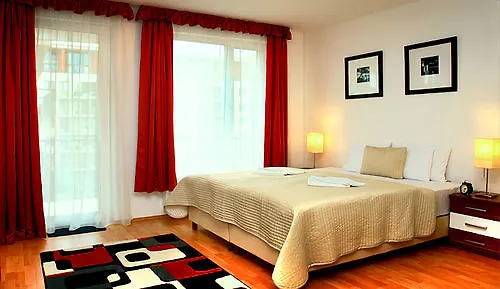 Hotel de apartamente Corvin Lux 4*